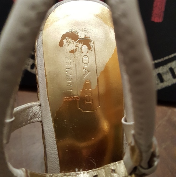 Cream and Gold Coach Wedges - Picture 4 of 6